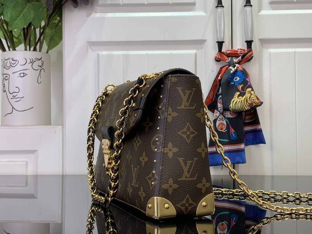 fashion show Trunkie